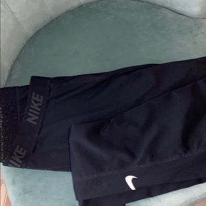 Nike DriFit legging